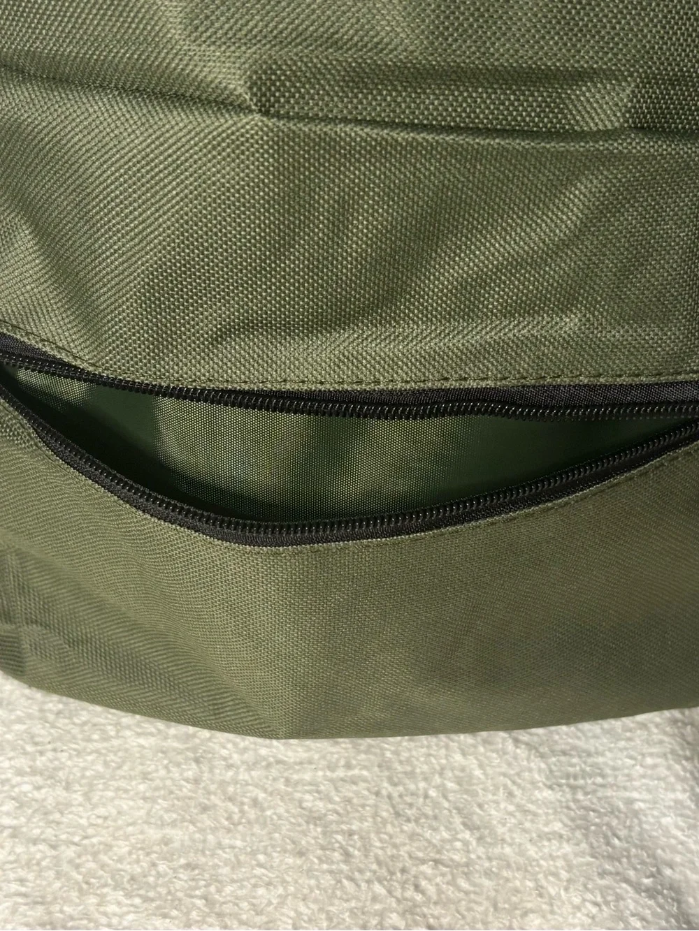 Olive Green Men's Backpack – Everyday Commuter Pack